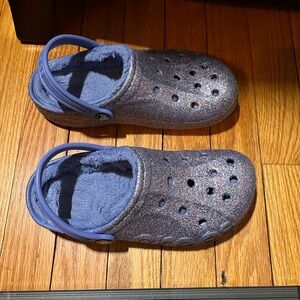 Kids purple crocs